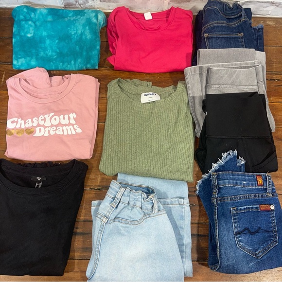 Colorful back to school Clothing Bundle 10/12 - Picture 1 of 11